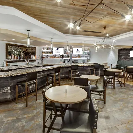 Doubletree By Hilton Wichita Airport-2